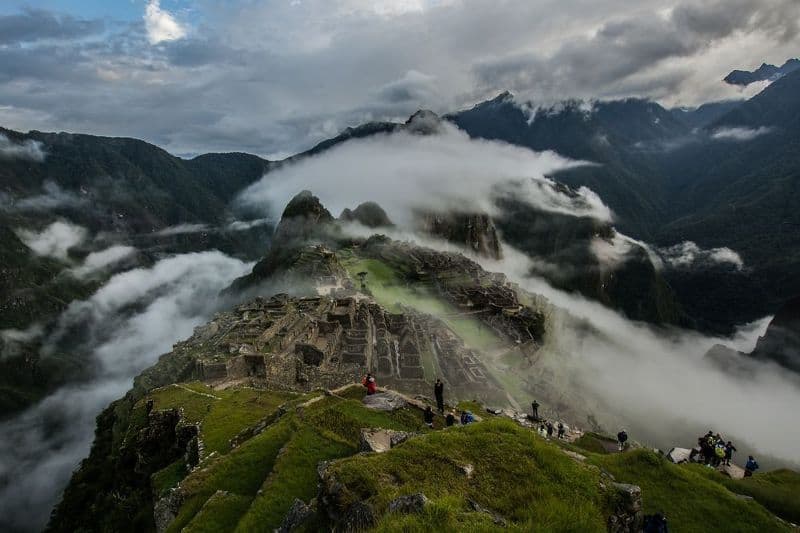 Machu Picchu dans les nuages Machu Picchu dans les nuages
