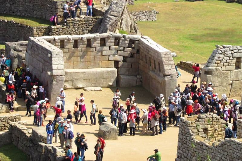 L'afflux touristique en haute saison L'afflux touristique en haute saison